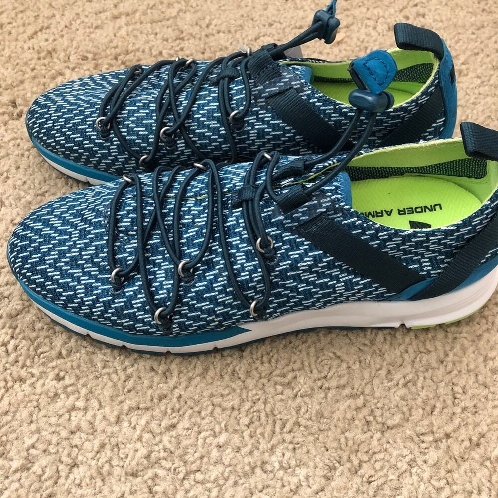 New under armour shoes 7 athletic blue